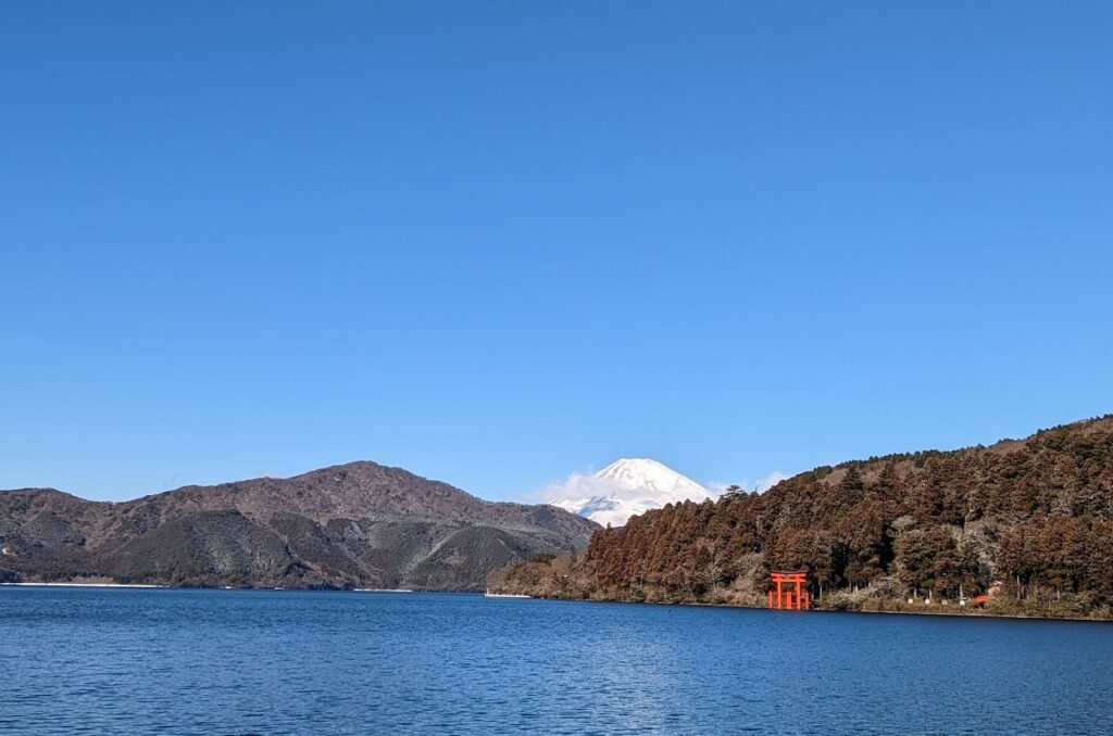 Lake Ashinoko with Mt Fuji